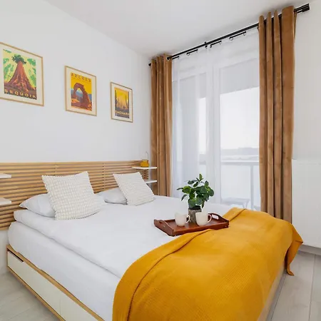 Fabryczna Modern With Balcony&parking In Cracow By Renters * Kraków